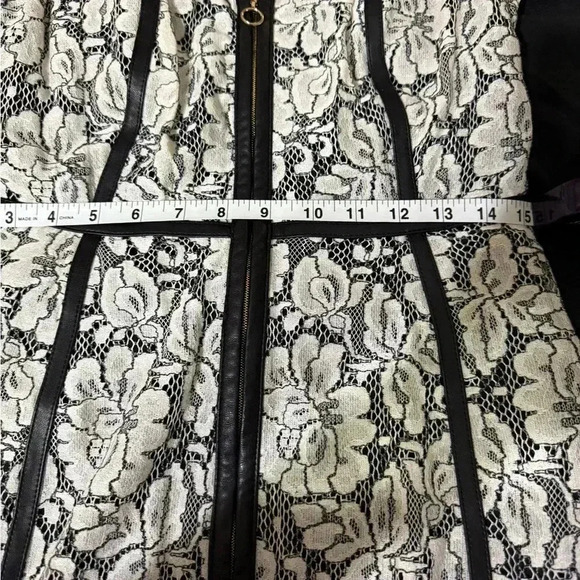 Calvin Klein lace dress with black trim and gold hardware size 2 - Picture 8 of 12